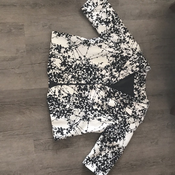 Dress jacket. Black and white - Picture 7 of 7